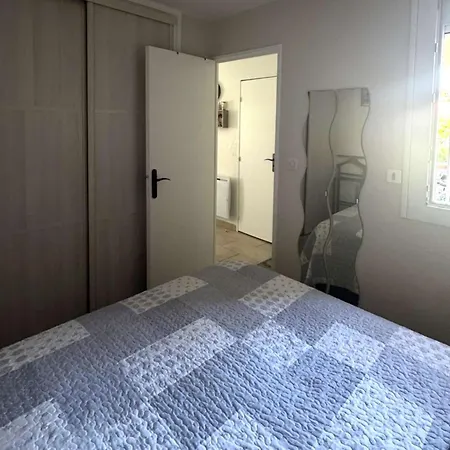 T2 Avec Parking Au Cœur De La Pinède - 4 Pers. - Fr-1-607-243 Agde