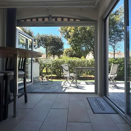 Appartement T2 Avec Parking Au Cœur De La Pinède - 4 Pers. - Fr-1-607-243 *